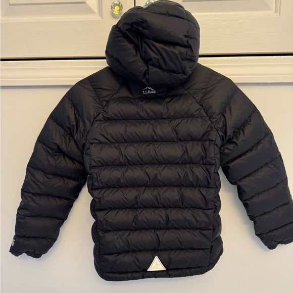 L.L.Bean Kids Ultralight 650 Down Winter Jacket, navy medium 10/12 GUC - Picture 3 of 10